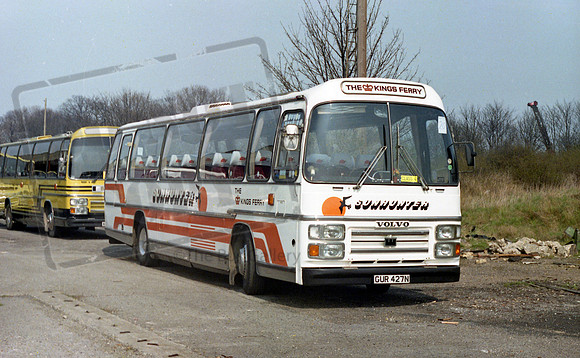 Kingsferry GUR427N in Margate in 1982