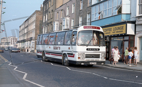 Kemps DAD799Y Cliftonville RP32 686 011